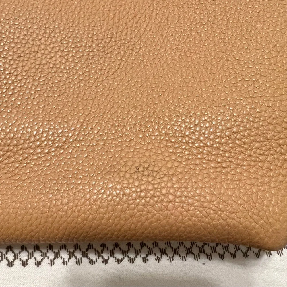 Authentic Michael Kors Men’s Mason Pebbled Leather Reversible Suede Tote Bag